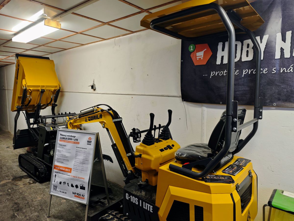 Expozice minibagrů HobyNářadí na výstavě chovatelů v Bílovci 2026